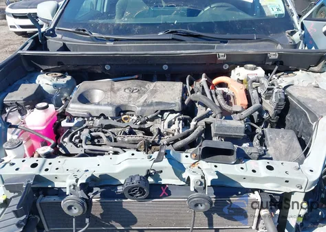 2021 Toyota Rav4 Hybrid Xle z USA, uszkodzony, nr VIN 4T3RWRFV1MU024113